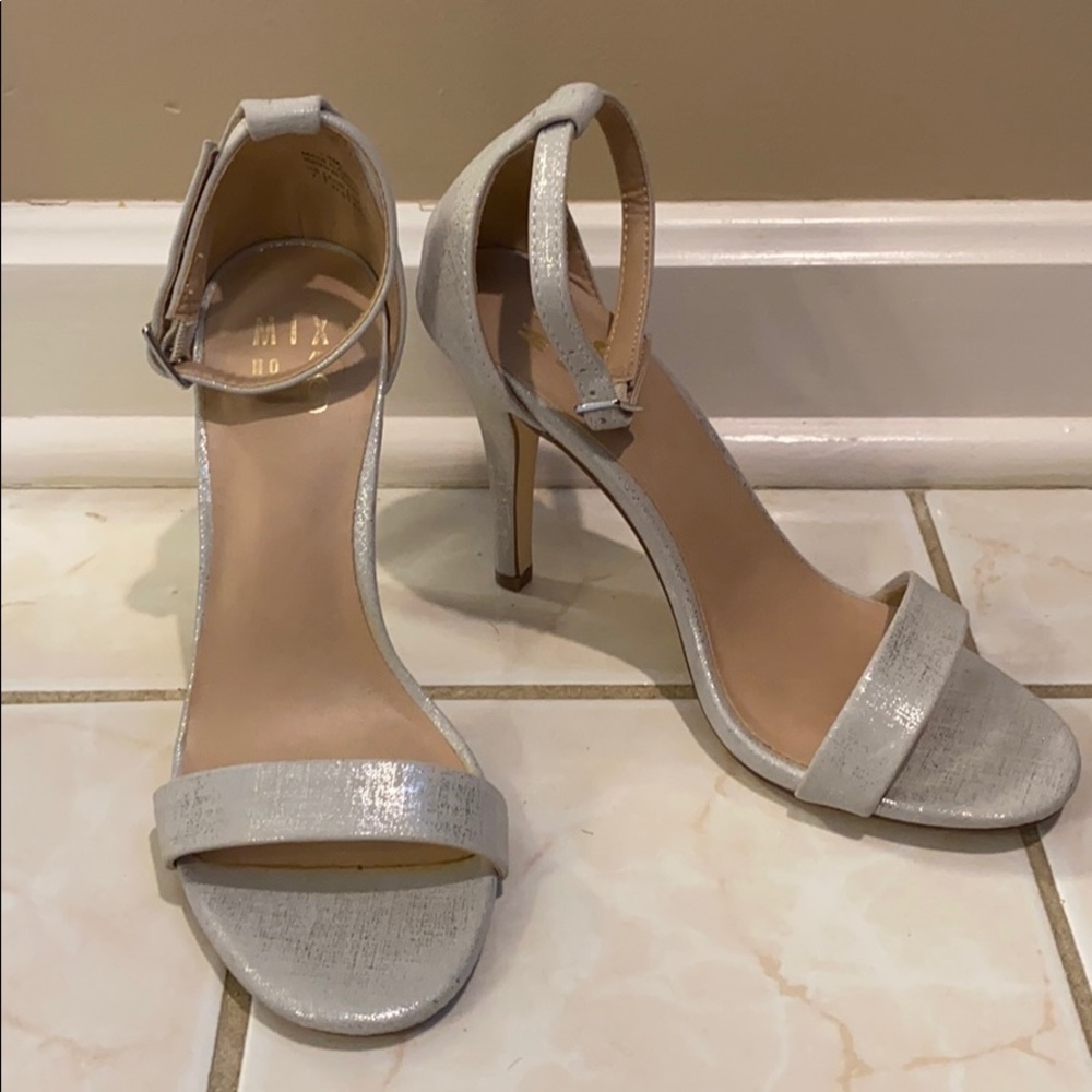 White/silver heeled sandals